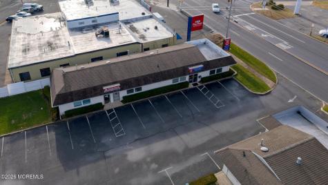 75 Highway 35 Eatontown NJ 07724