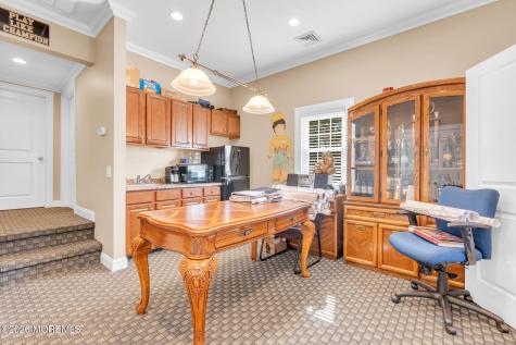 40 Broad Street Eatontown NJ 07724