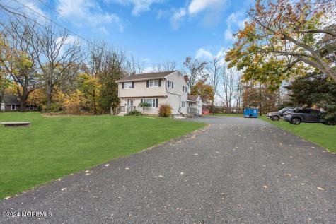 369 W Main Street Freehold NJ 07728