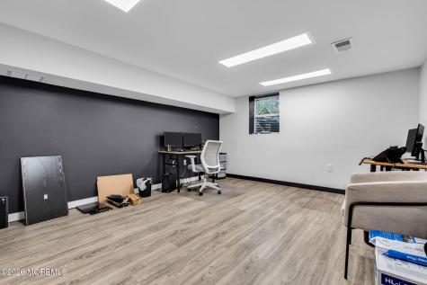 435 E County Line Road Lakewood NJ 08701