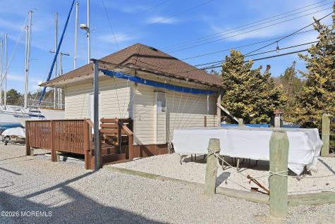100 Harbor Inn Road Bayville NJ 08721