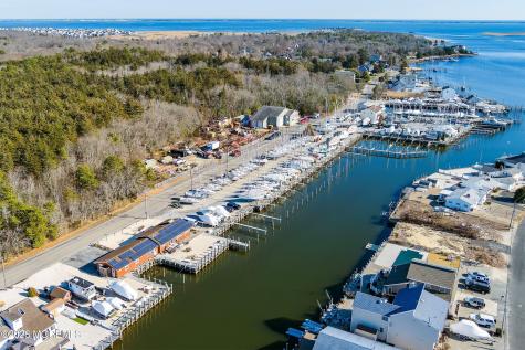 100 Harbor Inn Road Bayville NJ 08721