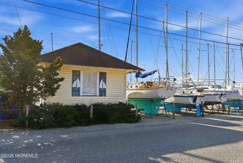 100 Harbor Inn Road Bayville NJ 08721
