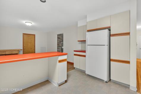 202 Woodland Drive Lincroft NJ 07738