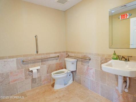 396 N Main Street Barnegat NJ 08005