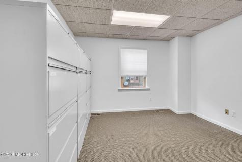 804 The Plaza Sea Girt NJ 08750
