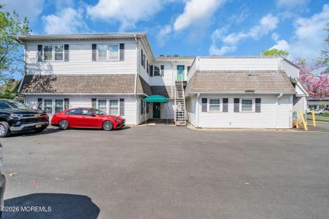 804 The Plaza Sea Girt NJ 08750