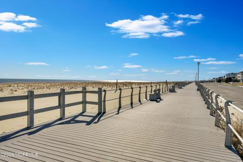 804 The Plaza Sea Girt NJ 08750