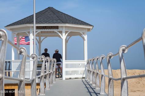804 The Plaza Sea Girt NJ 08750