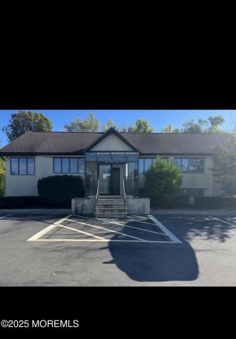 98 Craig Road Manalapan NJ 07726