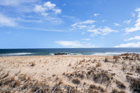 800 The Plaza Sea Girt NJ 08750