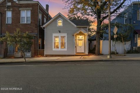 55 E Front Street Keyport NJ 07735
