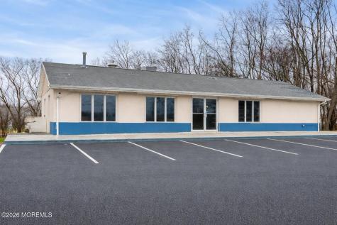 320 State Route 33 Manalapan NJ 07726