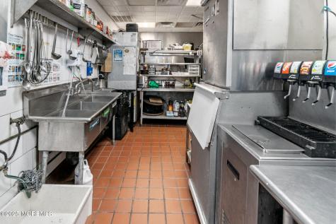 688 E Bay Avenue Barnegat NJ 08005