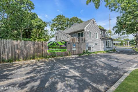 2 Garfield Avenue Toms River NJ 08753