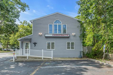 2 Garfield Avenue Toms River NJ 08753