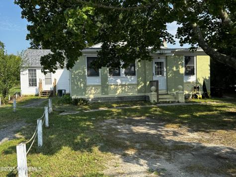 387 Main Street West Creek NJ 08092