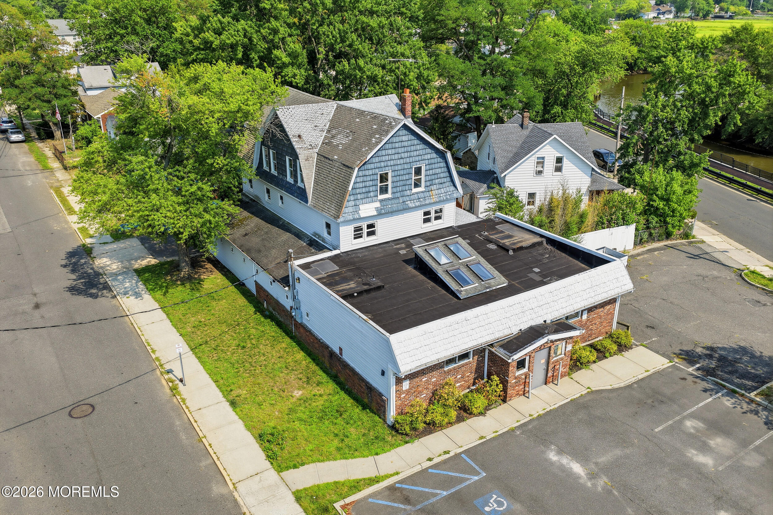 68 Maplewood Avenue Keansburg NJ 07734