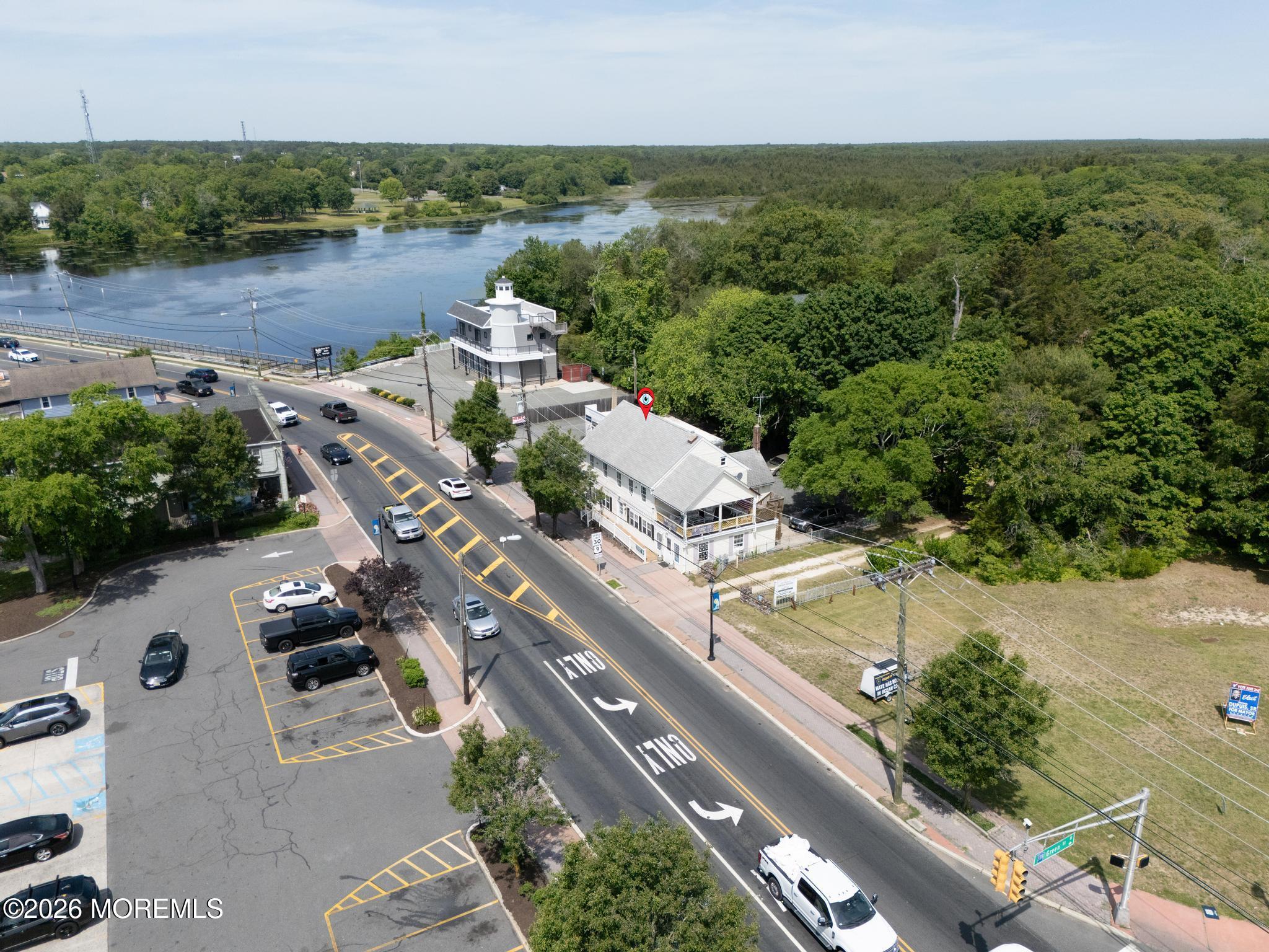 11 E Main Street Tuckerton NJ 08087