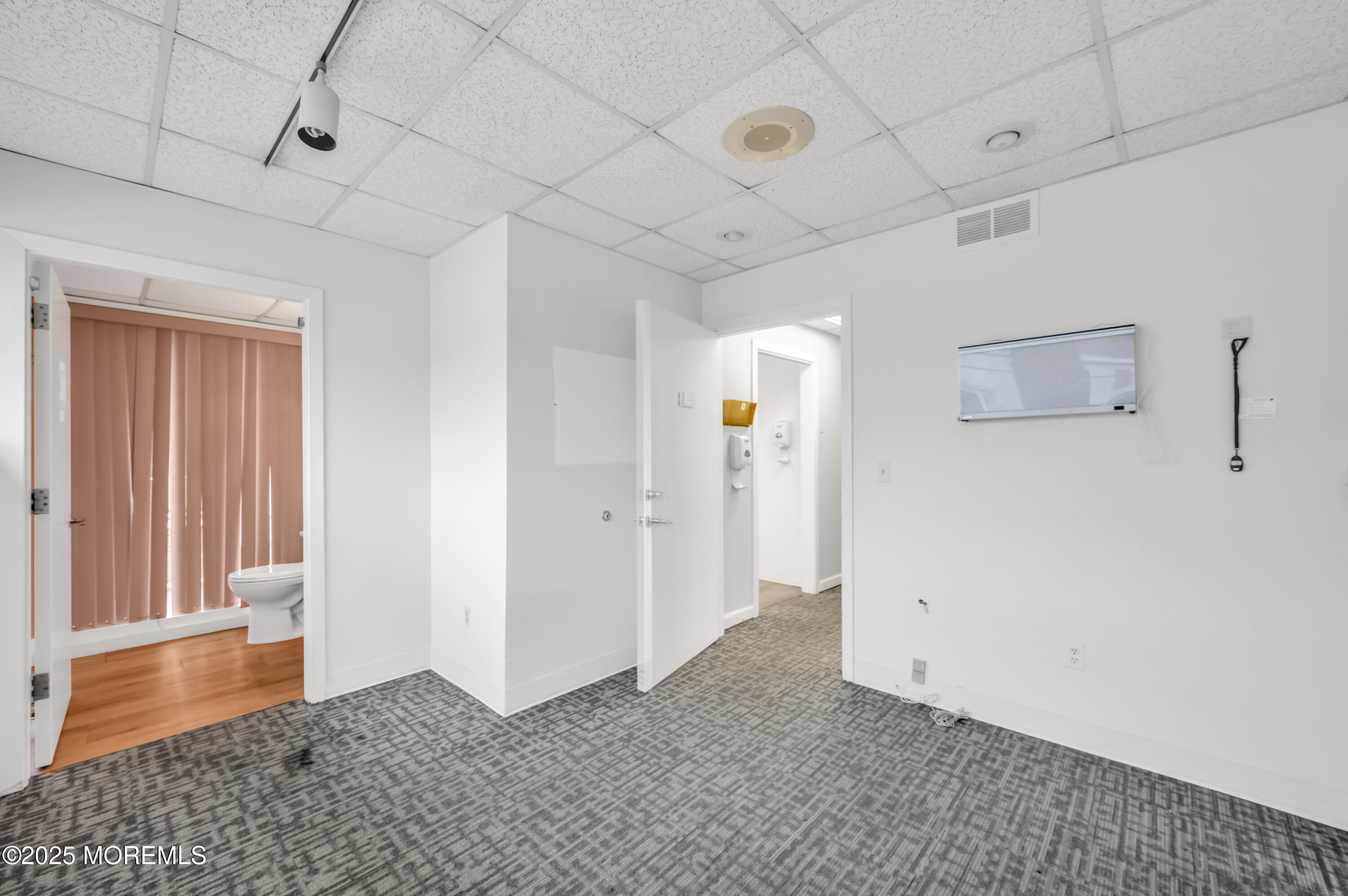 46 E Somerset Street Raritan NJ 08869