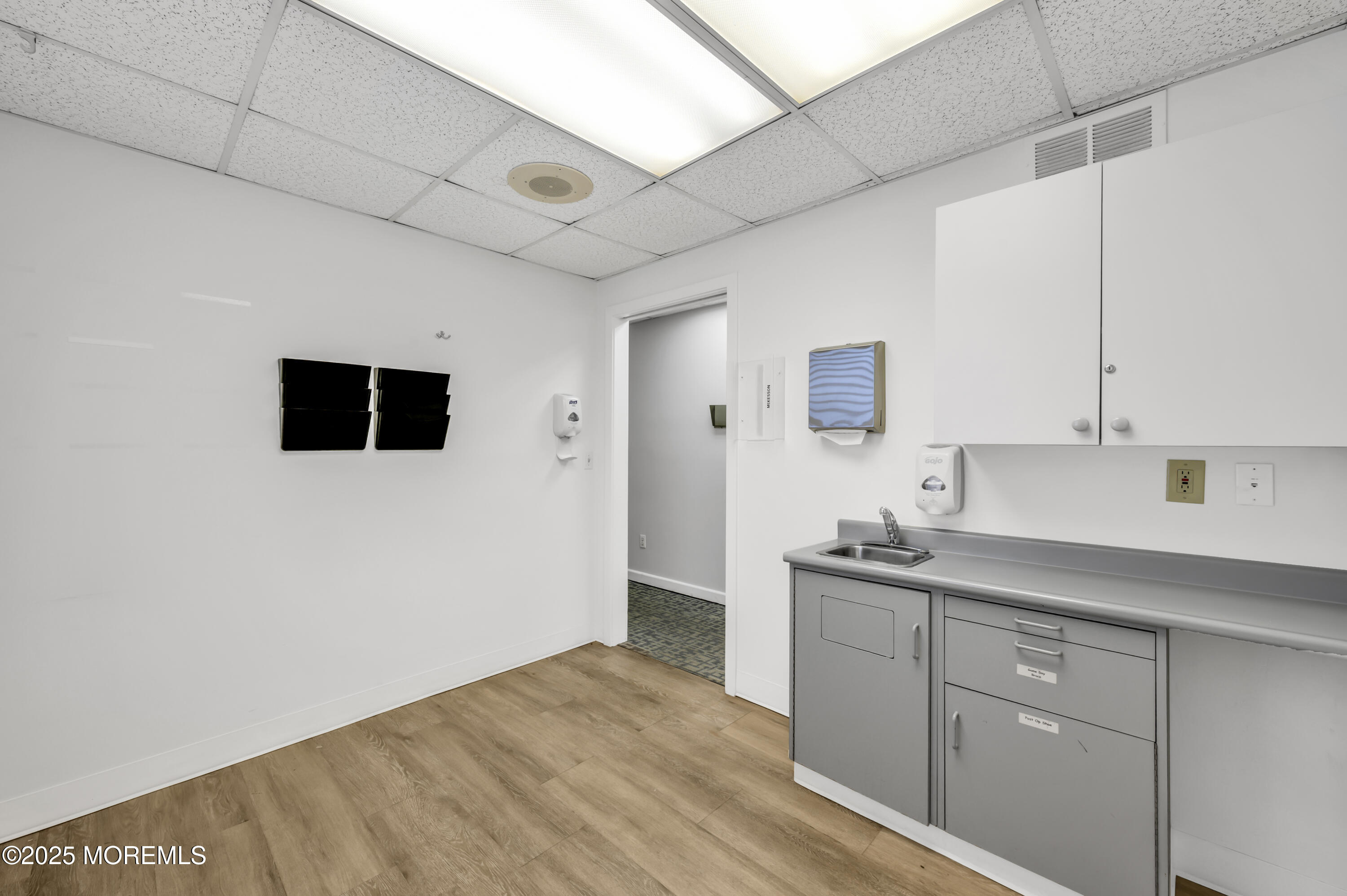46 E Somerset Street Raritan NJ 08869