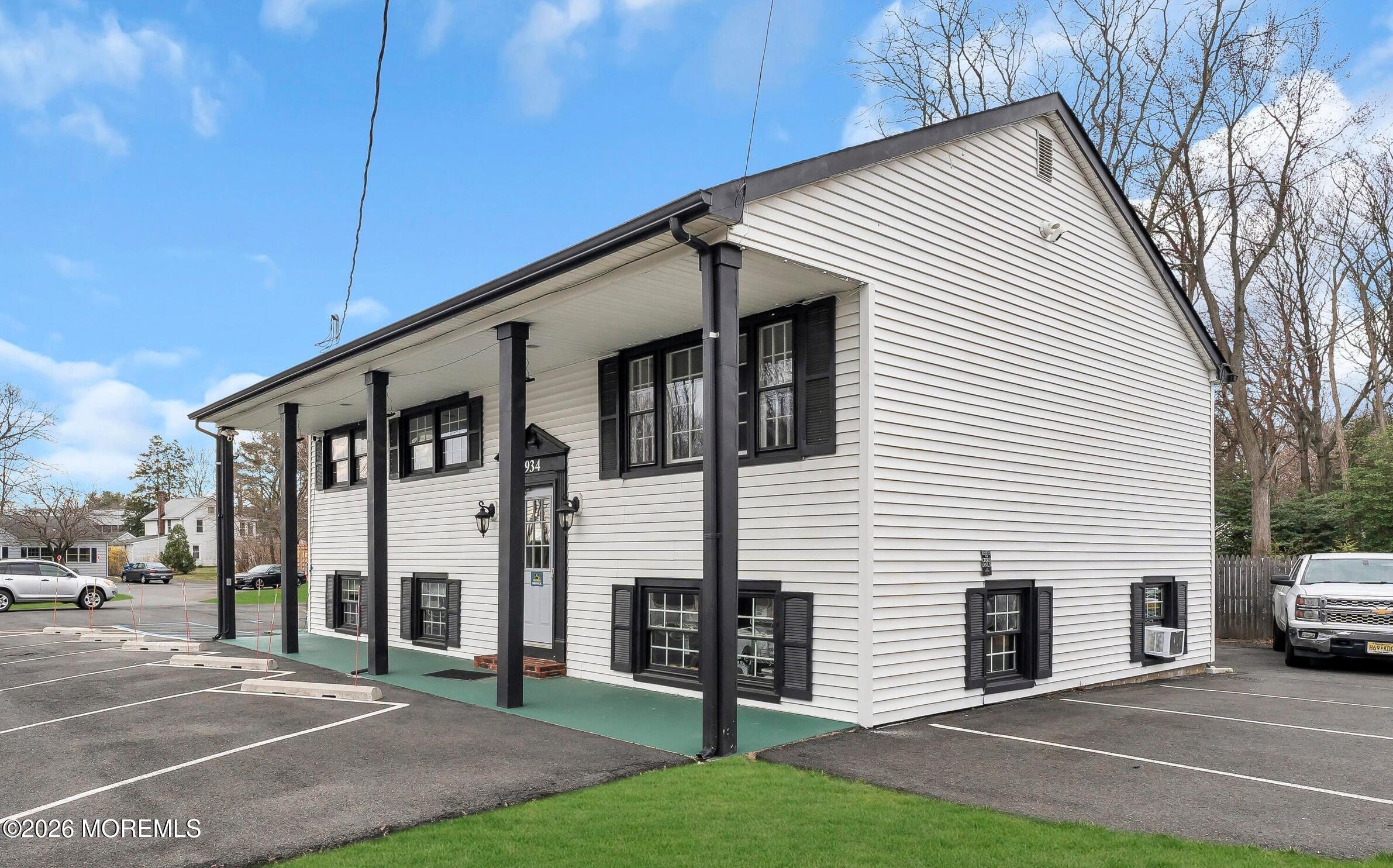 934 State Route 36 Leonardo NJ 07737