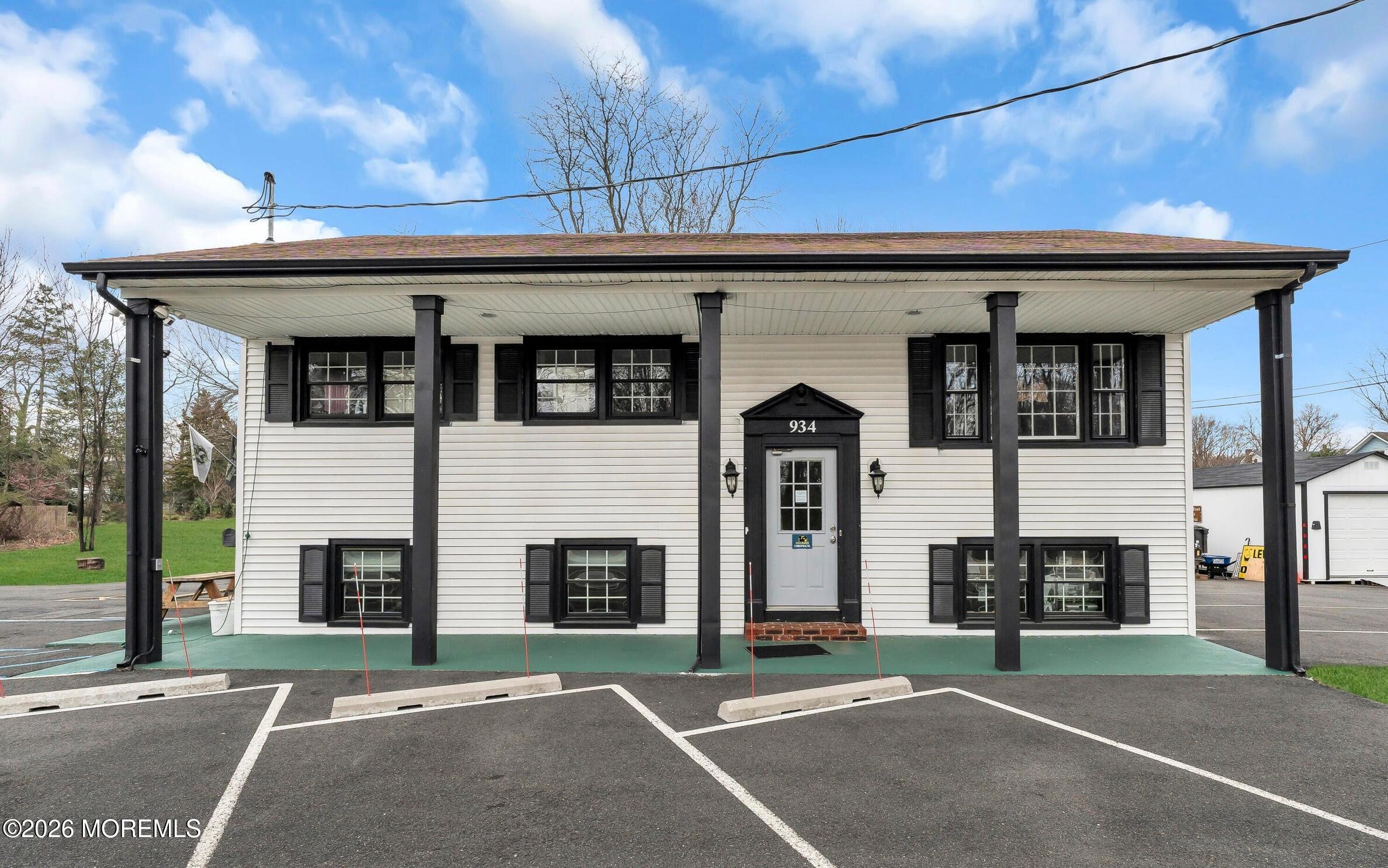 934 State Route 36 Leonardo NJ 07737