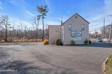451-453 State Route 33 Millstone NJ 08535
