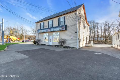 451-453 State Route 33 Millstone NJ 08535