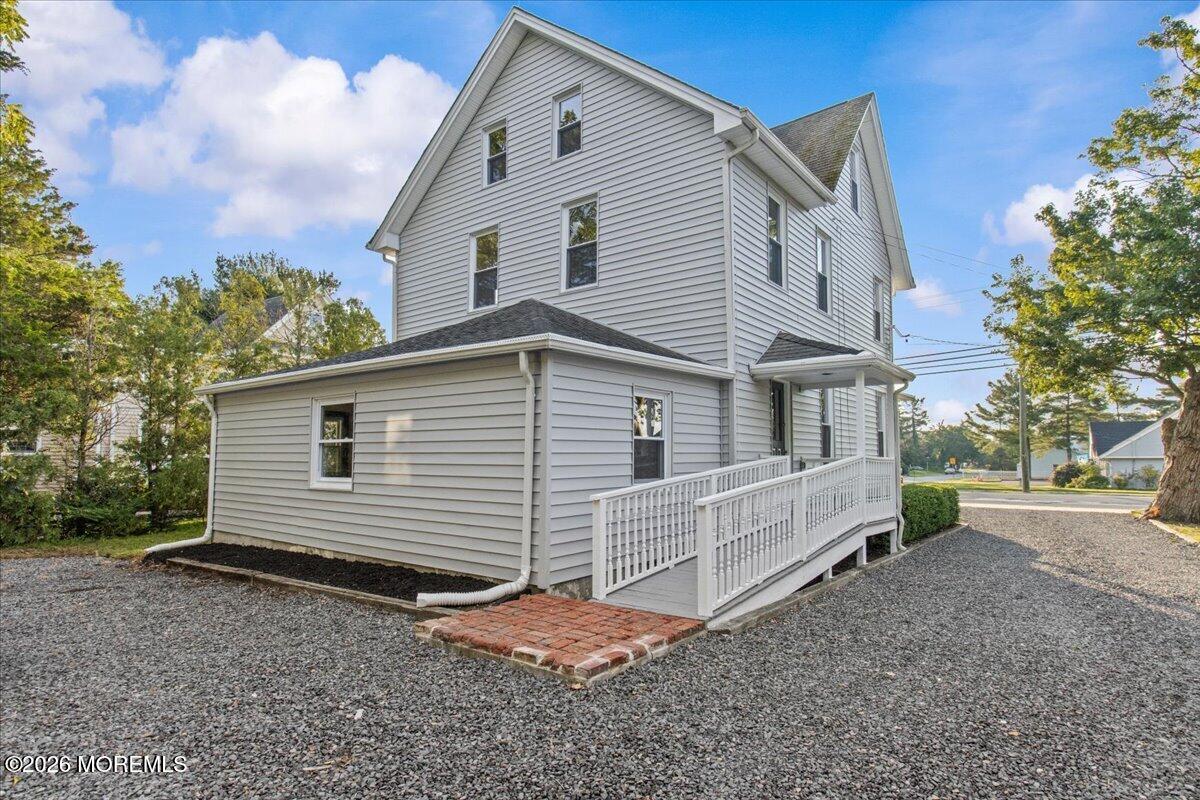 182 N Main Street Manahawkin NJ 08050