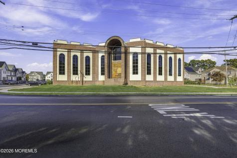 155 Pine Street Lakewood NJ 08701