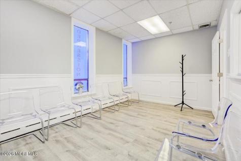 992 Clifton Avenue Clifton NJ 07013