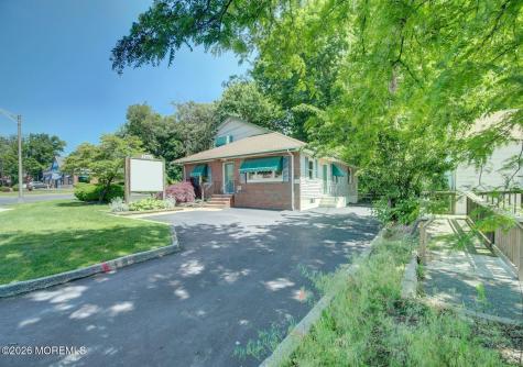 1076 State Route 18 East Brunswick NJ 08816