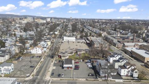 382 S Clinton Street East Orange NJ 07018