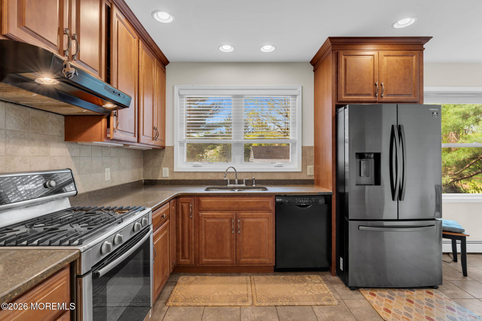 10 Daum Road Manalapan NJ 07726