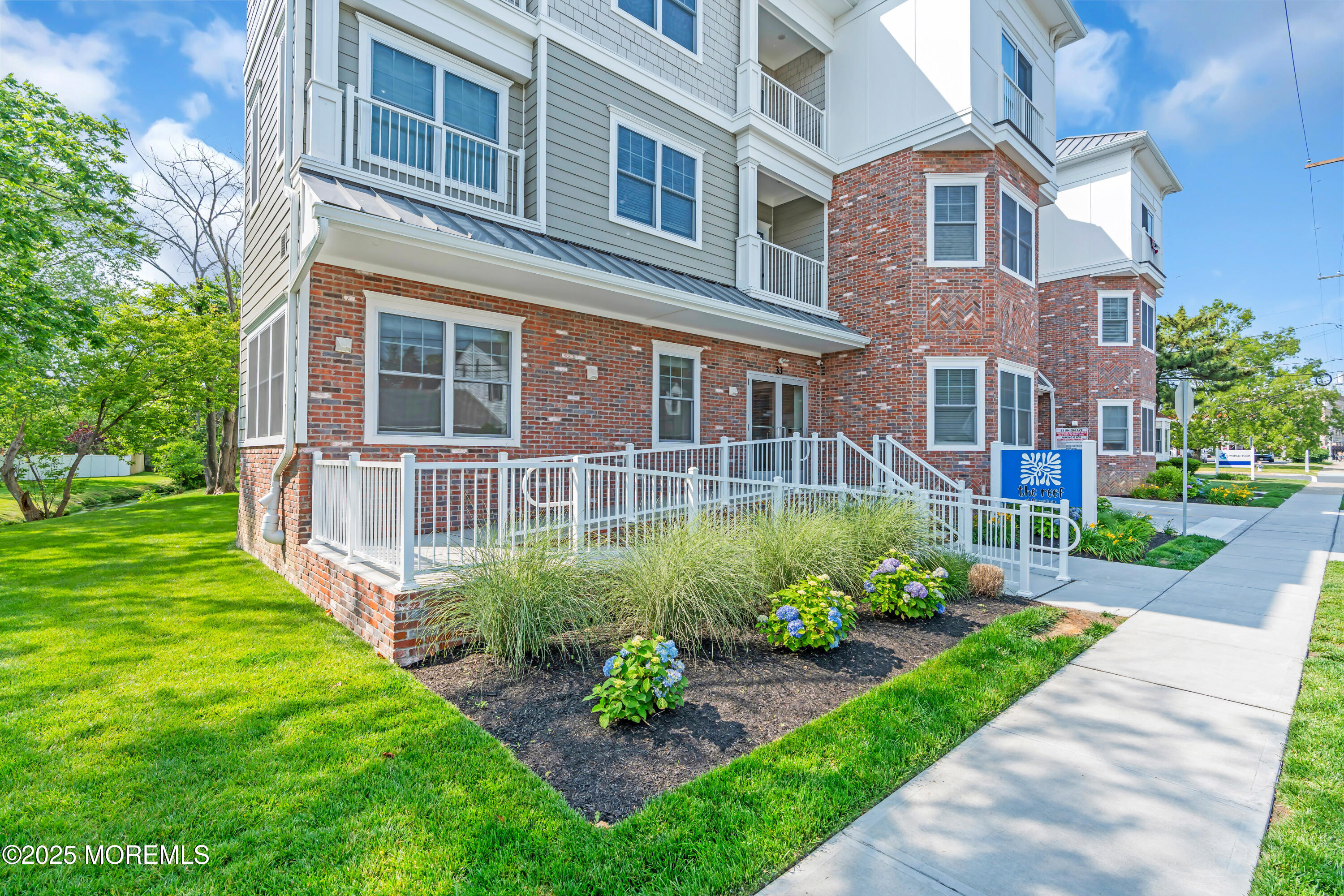 33 Union Avenue Manasquan NJ 08736