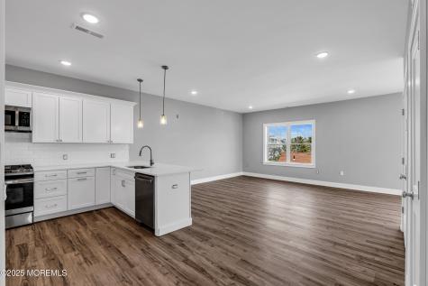 33 Union Avenue Manasquan NJ 08736