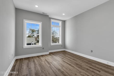 33 Union Avenue Manasquan NJ 08736