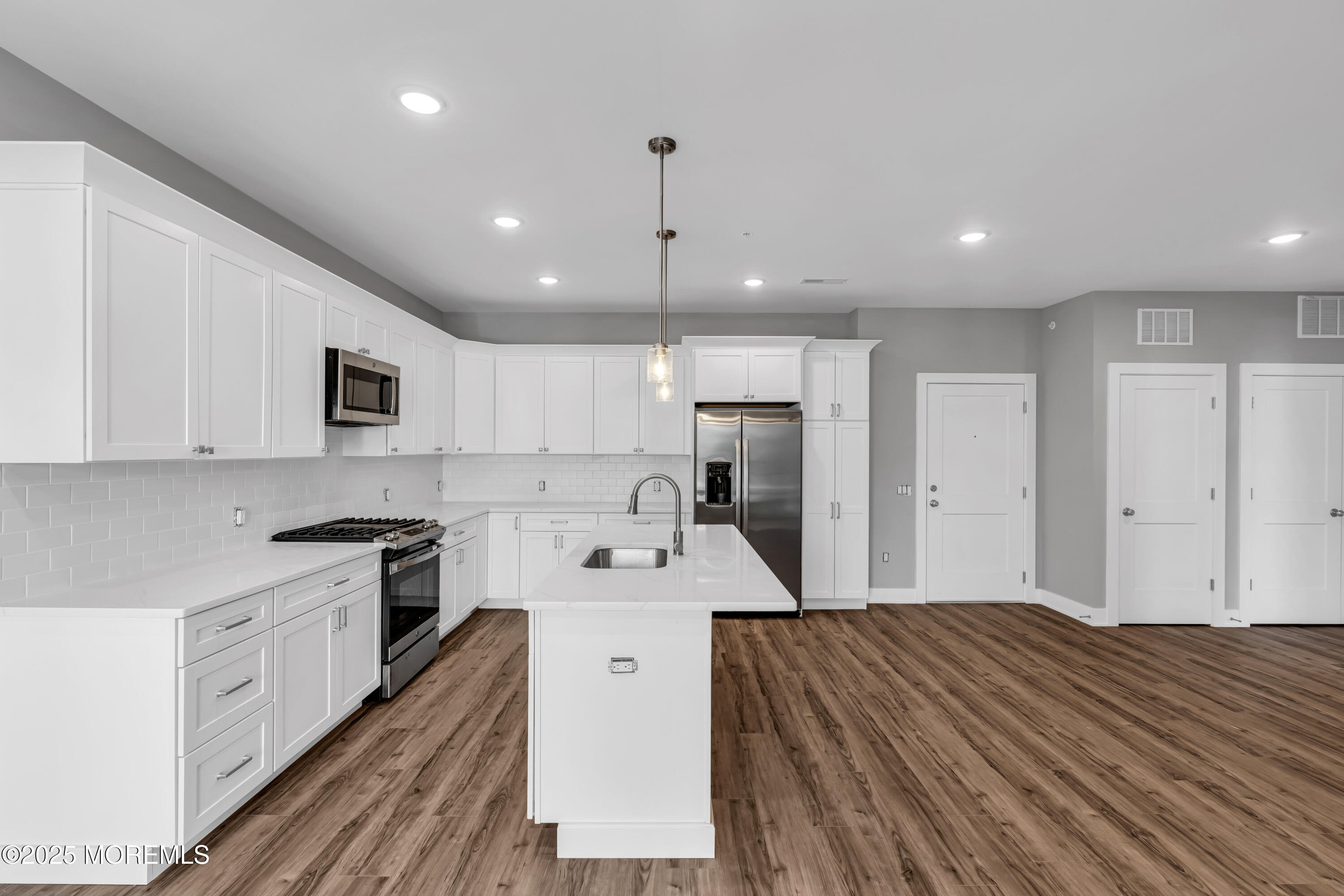 33 Union Avenue Manasquan NJ 08736