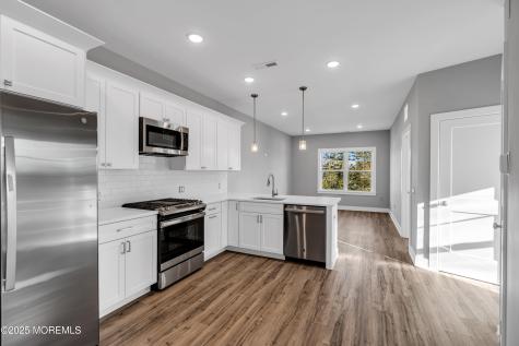 33 Union Avenue Manasquan NJ 08736