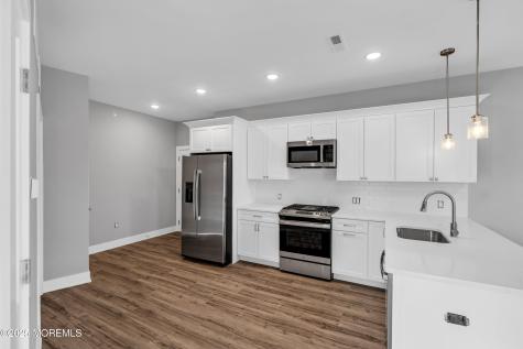 33 Union Avenue Manasquan NJ 08736