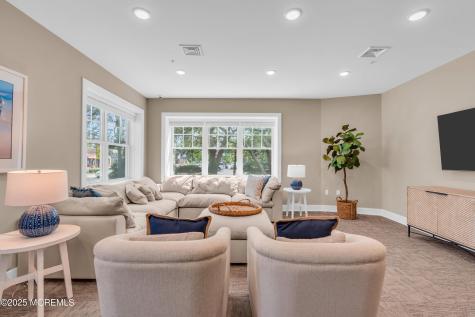 33 Union Avenue Manasquan NJ 08736