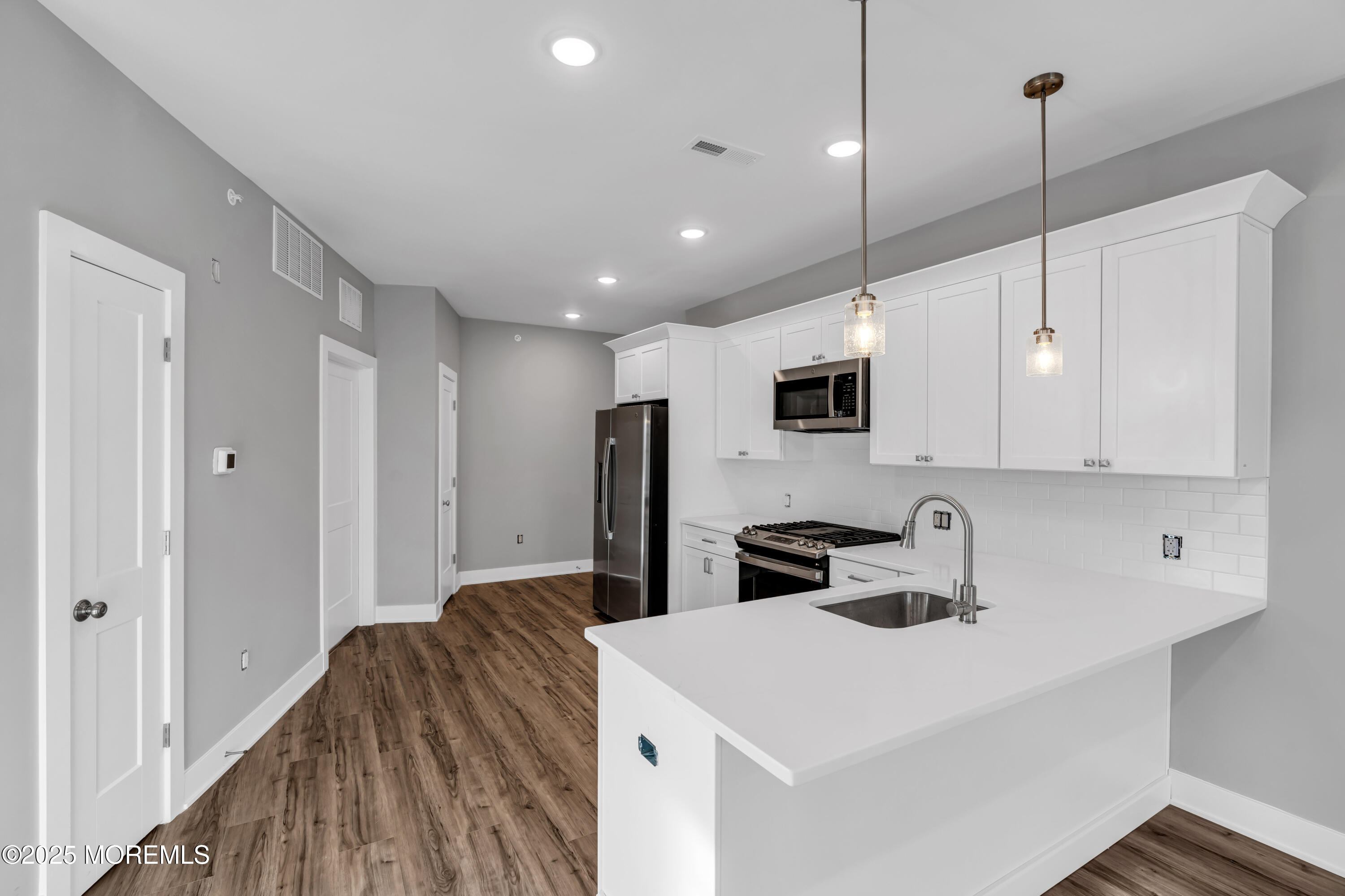 33 Union Avenue Manasquan NJ 08736