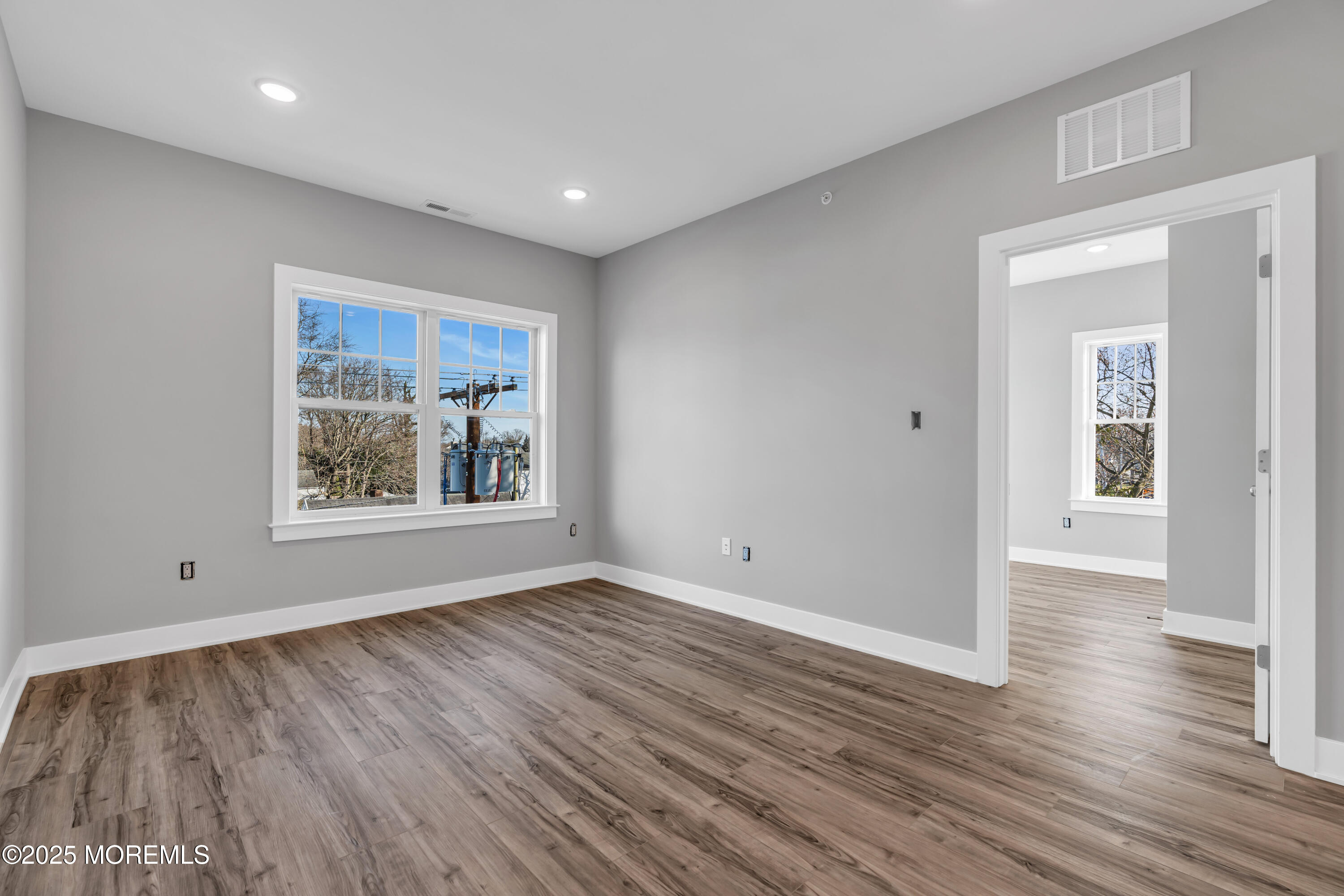 33 Union Avenue Manasquan NJ 08736