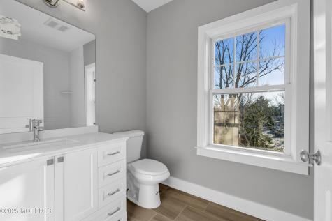 33 Union Avenue Manasquan NJ 08736