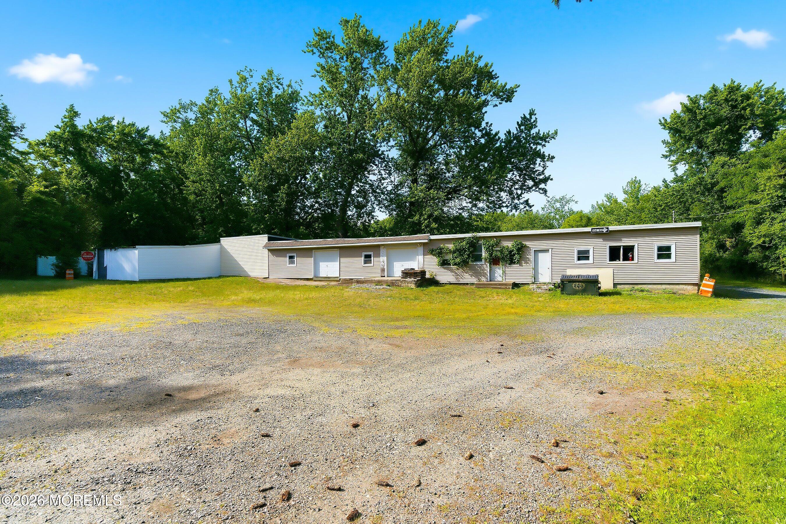 26 Megill Road Farmingdale NJ 07727
