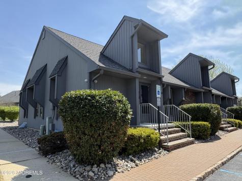 53 Village Court Hazlet NJ 07730