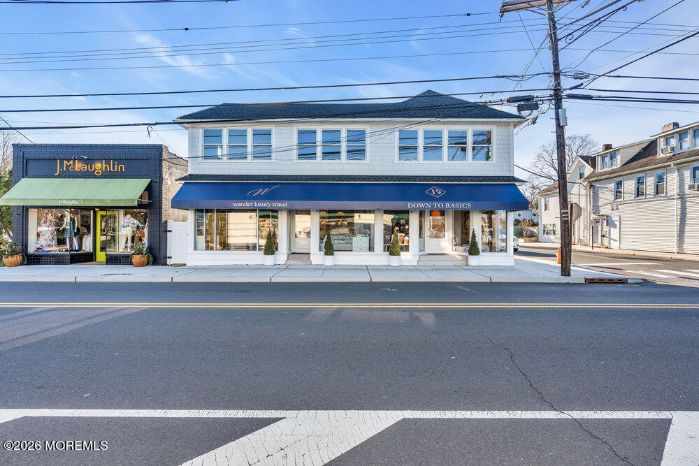 17 W River Road Rumson NJ 07760