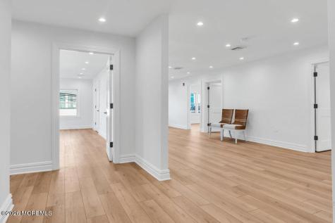 17 W River Road Rumson NJ 07760