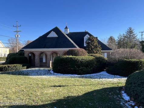 108 Avenue Of Two Rivers Rumson NJ 07760